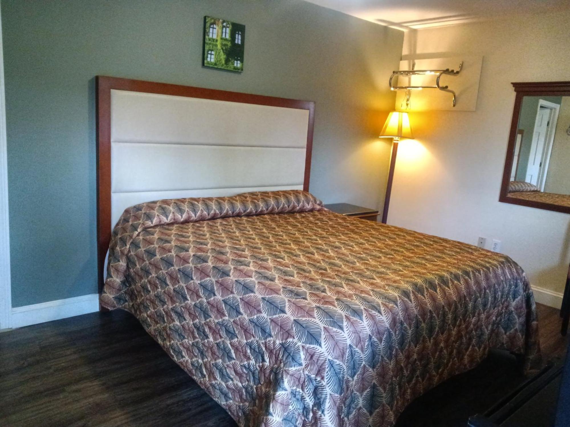 Maple Leaf Motel New Milford Dış mekan fotoğraf