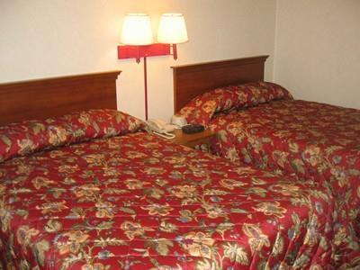 Maple Leaf Motel New Milford Oda fotoğraf