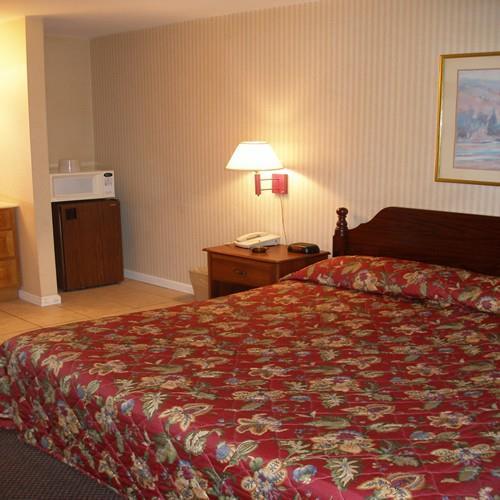 Maple Leaf Motel New Milford Oda fotoğraf