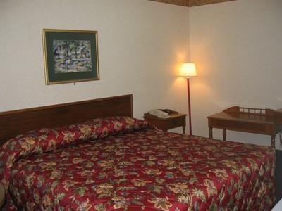Maple Leaf Motel New Milford Oda fotoğraf